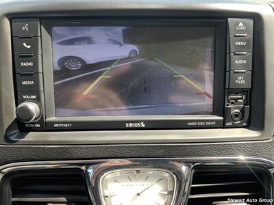 2014 Chrysler Town & Country Touring   - Photo 38 - Pataskala, OH 43062