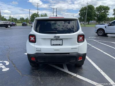 2018 Jeep Renegade Sport - Photo 12 - Pataskala, OH 43062