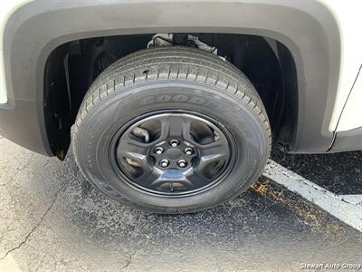 2018 Jeep Renegade Sport - Photo 14 - Pataskala, OH 43062