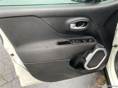 2018 Jeep Renegade Sport - Photo 16 - Pataskala, OH 43062