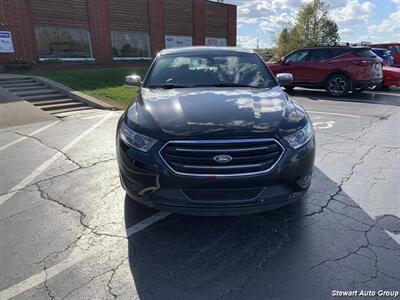 2018 Ford Taurus Limited   - Photo 2 - Pataskala, OH 43062