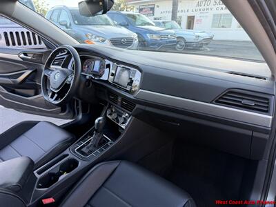2021 Volkswagen Jetta SE   - Photo 11 - San Marcos, CA 92078