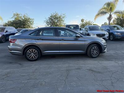 2021 Volkswagen Jetta SE   - Photo 35 - San Marcos, CA 92078