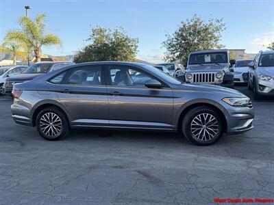 2021 Volkswagen Jetta SE   - Photo 21 - San Marcos, CA 92078