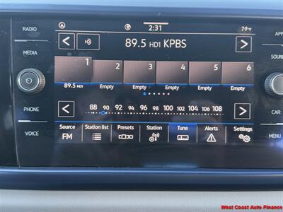 2022 Volkswagen Taos SE  & Bk Up Camera - Photo 30 - San Marcos, CA 92078