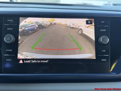 2022 Volkswagen Taos SE  & Bk Up Camera - Photo 37 - San Marcos, CA 92078