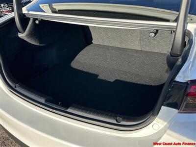 2017 Mazda Mazda6 Touring  w/Bk Up Camera - Photo 34 - San Diego, CA 92111