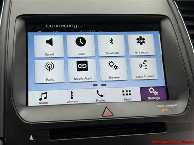 2016 Ford Taurus SEL  w/Bk Up Camera - Photo 14 - San Marcos, CA 92078