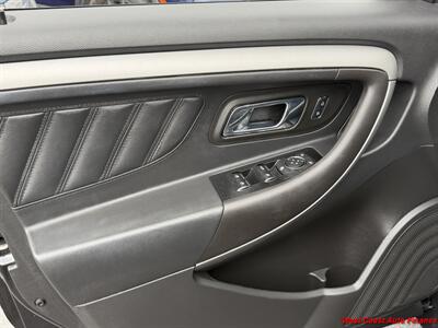 2016 Ford Taurus SEL  w/Bk Up Camera - Photo 32 - San Marcos, CA 92078