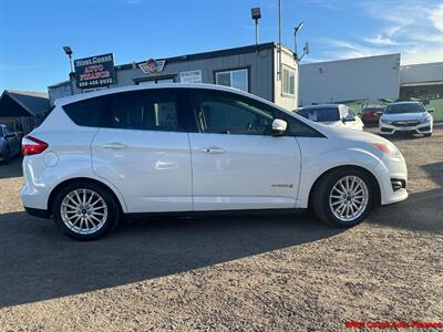 2016 Ford C-MAX Hybrid SEL  w/Navigation and Back up Camera - Photo 7 - San Diego, CA 92111