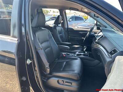 2017 Honda Ridgeline RTL-T  w/Navigation and Back up Camera - Photo 32 - San Diego, CA 92111