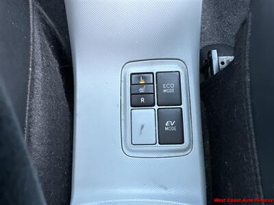 2014 Toyota Prius c Four   - Photo 15 - San Diego, CA 92111