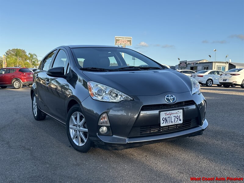 2014 Toyota Prius c Four - Photo 1 - San Diego, CA 92111