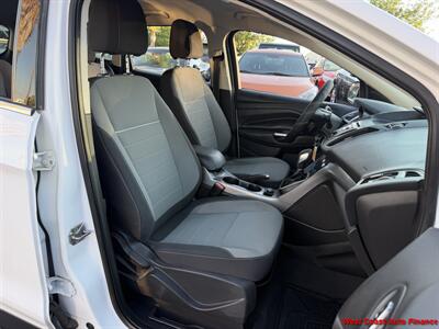2013 Ford Escape SE   - Photo 11 - San Marcos, CA 92078