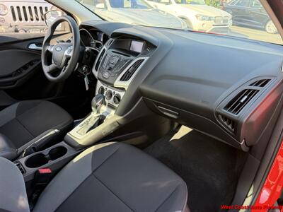 2013 Ford Focus SE   - Photo 12 - San Marcos, CA 92078