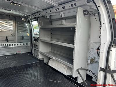 2015 Chevrolet Express 2500  w/Bk Up Camera - Photo 30 - San Marcos, CA 92078