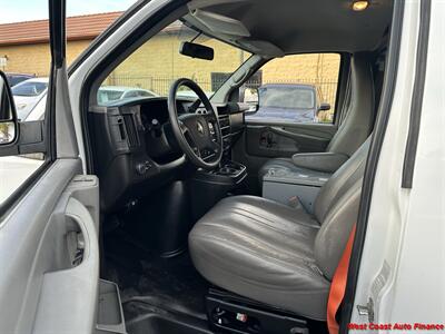 2015 Chevrolet Express 2500  w/Bk Up Camera - Photo 31 - San Marcos, CA 92078