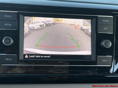 2023 Volkswagen Taos S w/Bk Up Camera - Photo 3 - San Marcos, CA 92078