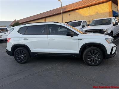 2023 Volkswagen Taos S w/Bk Up Camera - Photo 6 - San Marcos, CA 92078
