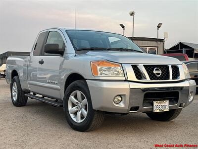 2011 Nissan Titan SV  