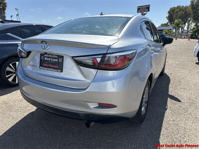 2019 Toyota Yaris LE  w/Bk Up Camera - Photo 7 - San Diego, CA 92111