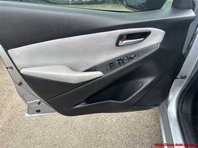 2019 Toyota Yaris LE  w/Bk Up Camera - Photo 19 - San Diego, CA 92111