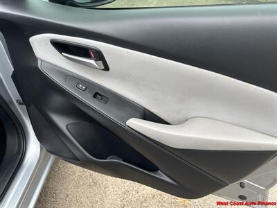 2019 Toyota Yaris LE  w/Bk Up Camera - Photo 17 - San Diego, CA 92111