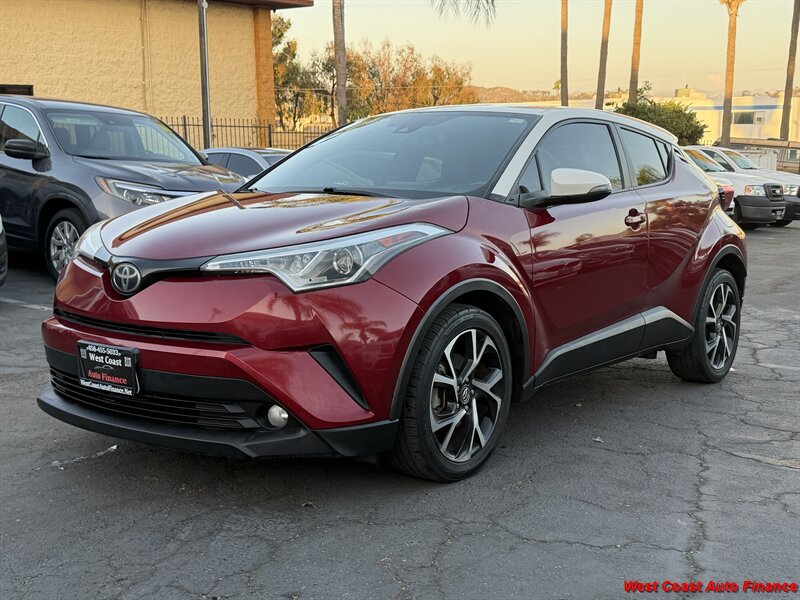 2018 Toyota C-HR XLE  w/Bk Up Camera
