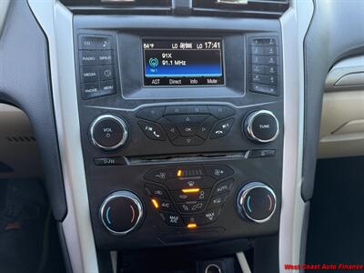 2016 Ford Fusion Hybrid SE  w/Bk up Camera - Photo 10 - San Marcos, CA 92078