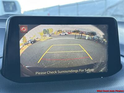 2018 Mazda Mazda3 Touring w/Bk Up Camera - Photo 3 - San Diego, CA 92111