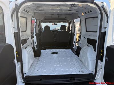 2017 RAM ProMaster City Tradesman SLT  Cargo - Photo 18 - San Marcos, CA 92078