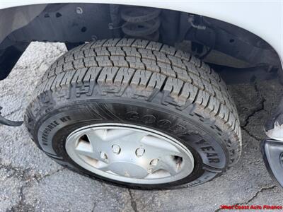 2014 Ford E-350 SD  XL   - Photo 19 - San Marcos, CA 92078