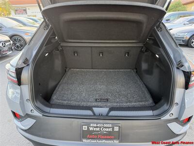 2023 Volkswagen ID.4 Pro w/Navigation and Back up Camera - Photo 27 - San Marcos, CA 92078