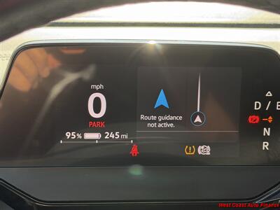 2023 Volkswagen ID.4 Pro w/Navigation and Back up Camera - Photo 38 - San Marcos, CA 92078