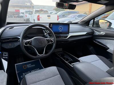 2023 Volkswagen ID.4 Pro w/Navigation and Back up Camera - Photo 7 - San Marcos, CA 92078