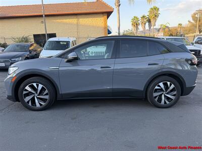 2023 Volkswagen ID.4 Pro w/Navigation and Back up Camera - Photo 6 - San Marcos, CA 92078