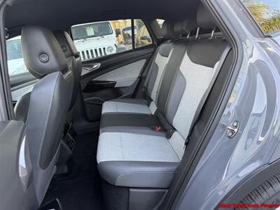 2023 Volkswagen ID.4 Pro w/Navigation and Back up Camera - Photo 22 - San Marcos, CA 92078