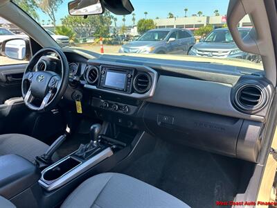 2019 Toyota Tacoma TRD SR5  w/Bk Up Camera - Photo 3 - San Diego, CA 92111