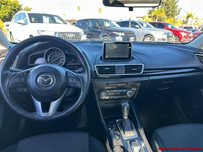 2015 Mazda Mazda3 i Touring  w/Bk Up Camera - Photo 3 - San Diego, CA 92111