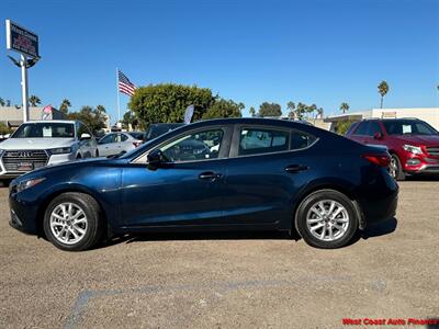 2015 Mazda Mazda3 i Touring  w/Bk Up Camera - Photo 6 - San Diego, CA 92111