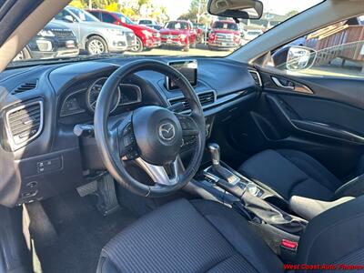 2015 Mazda Mazda3 i Touring  w/Bk Up Camera - Photo 13 - San Diego, CA 92111