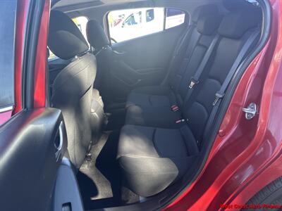 2015 Mazda Mazda3 i Touring  w/Bk Up Camera - Photo 26 - San Diego, CA 92111