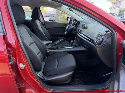 2014 Mazda Mazda3 i Touring - Photo 9 - San Marcos, CA 92078