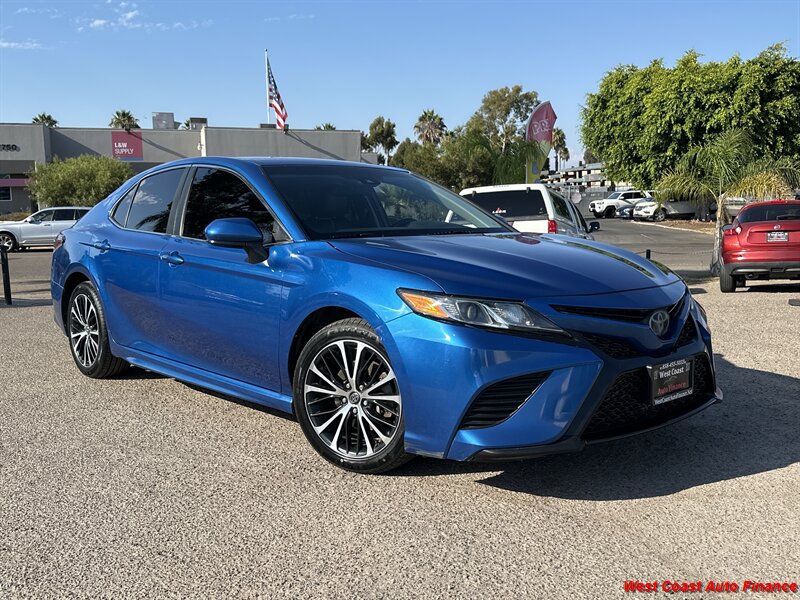 2018 Toyota Camry SE w/Bk Up Camera - Photo 1 - San Diego, CA 92111