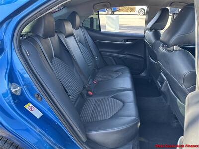 2018 Toyota Camry SE  w/Bk Up Camera - Photo 16 - San Diego, CA 92111