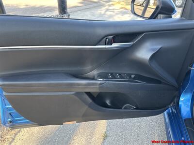 2018 Toyota Camry SE  w/Bk Up Camera - Photo 28 - San Diego, CA 92111