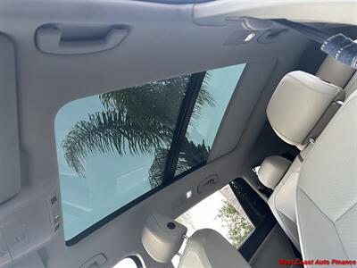 2022 Volkswagen Tiguan SE w/Bk Up Camera - Photo 13 - San Marcos, CA 92078