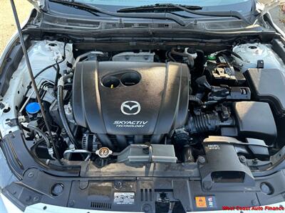 2015 Mazda Mazda3 i Touring  w/Bk Up Camera - Photo 33 - San Diego, CA 92111