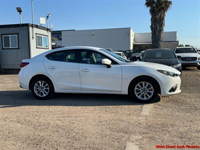 2015 Mazda Mazda3 i Touring  w/Bk Up Camera - Photo 31 - San Diego, CA 92111