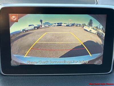 2015 Mazda Mazda3 i Touring  w/Bk Up Camera - Photo 3 - San Diego, CA 92111